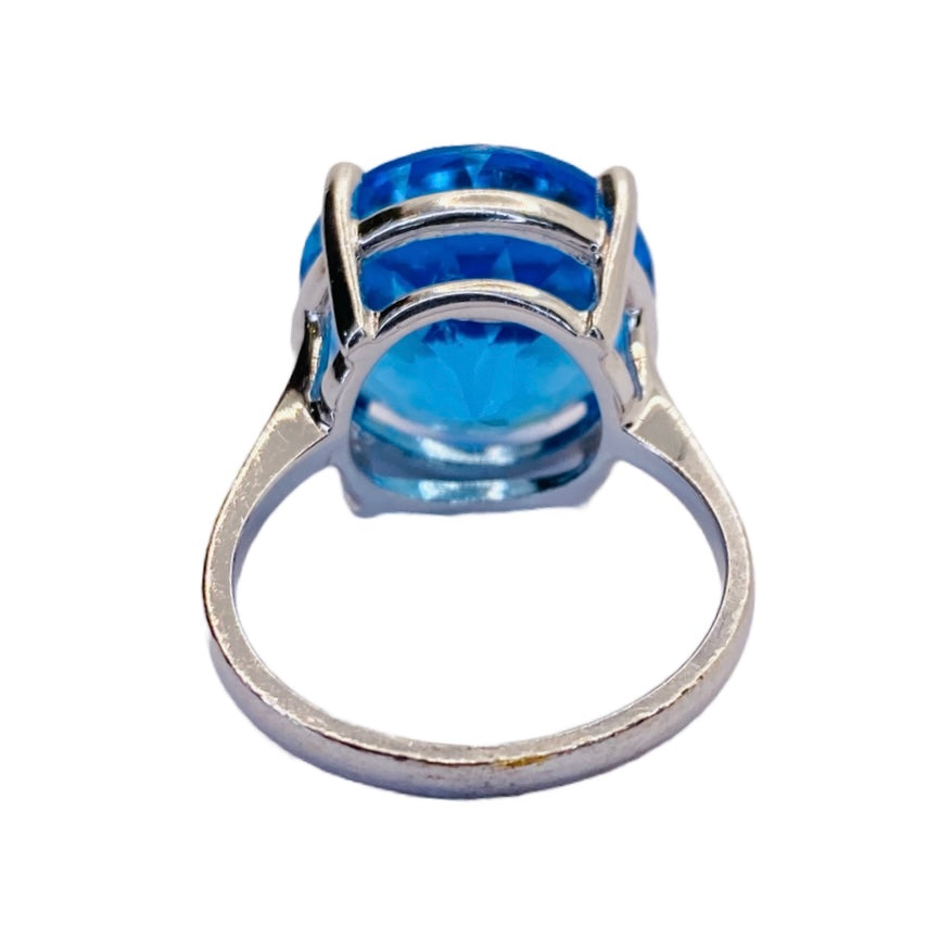 Estate Jewelry 14K White Gold Blue Topaz Ring