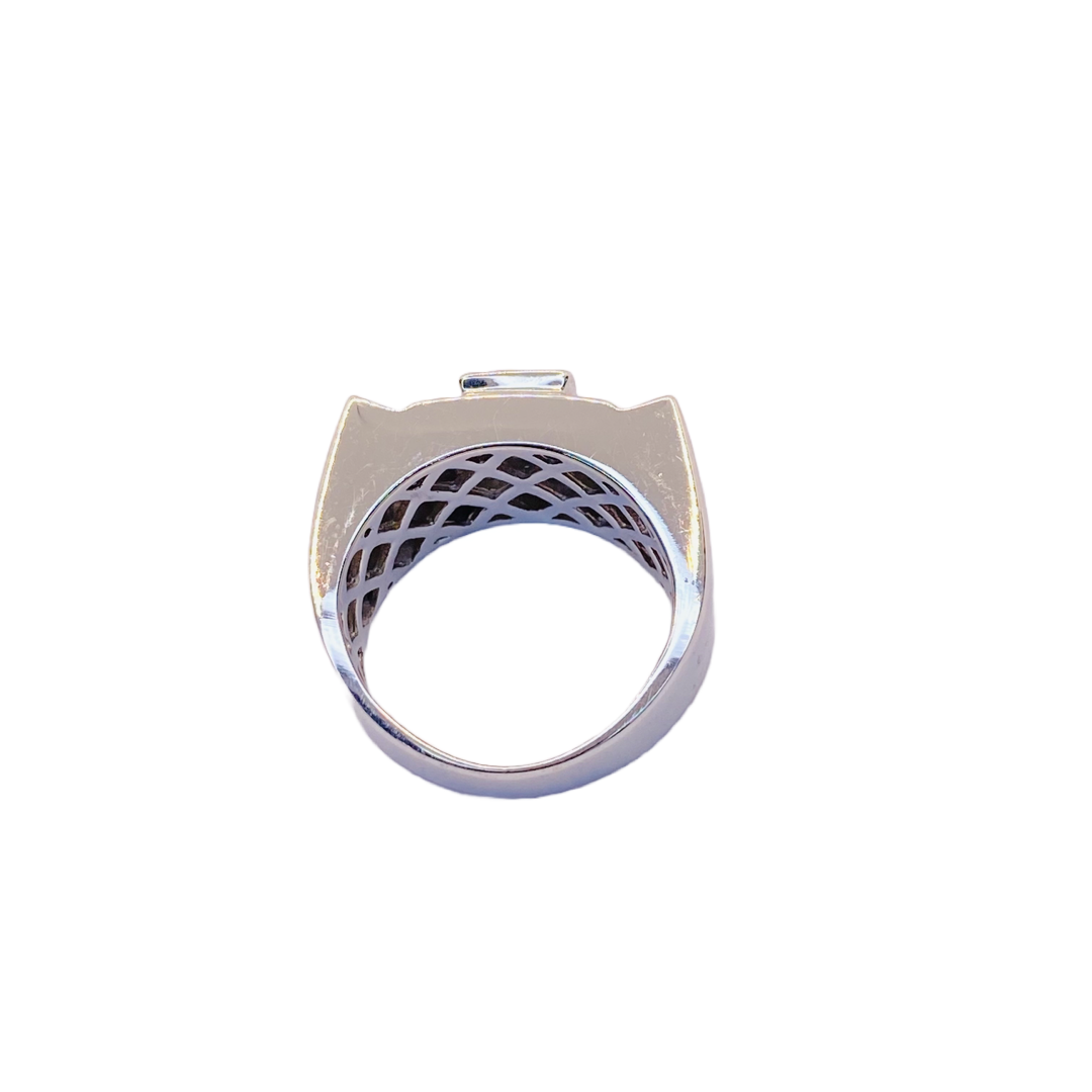 14K White Gold Diamond Mens Pinky Ring