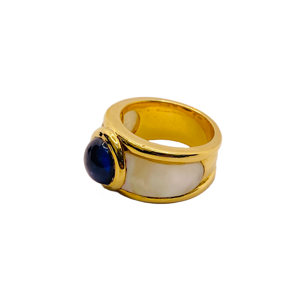 Estate Jewelry 18K Yellow Gold Wide Band Blue Sapphire Cabochon Ring