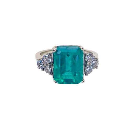 14K White Gold Emerald Ring