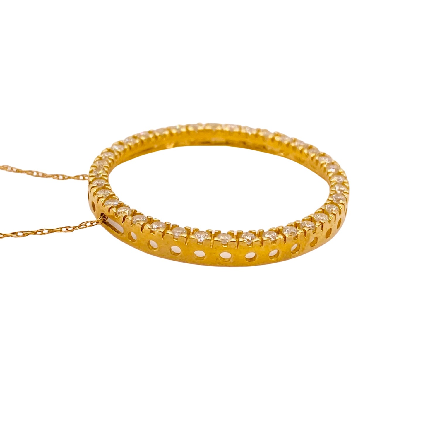 14K Yellow Gold Circle Diamond Pendant Necklace