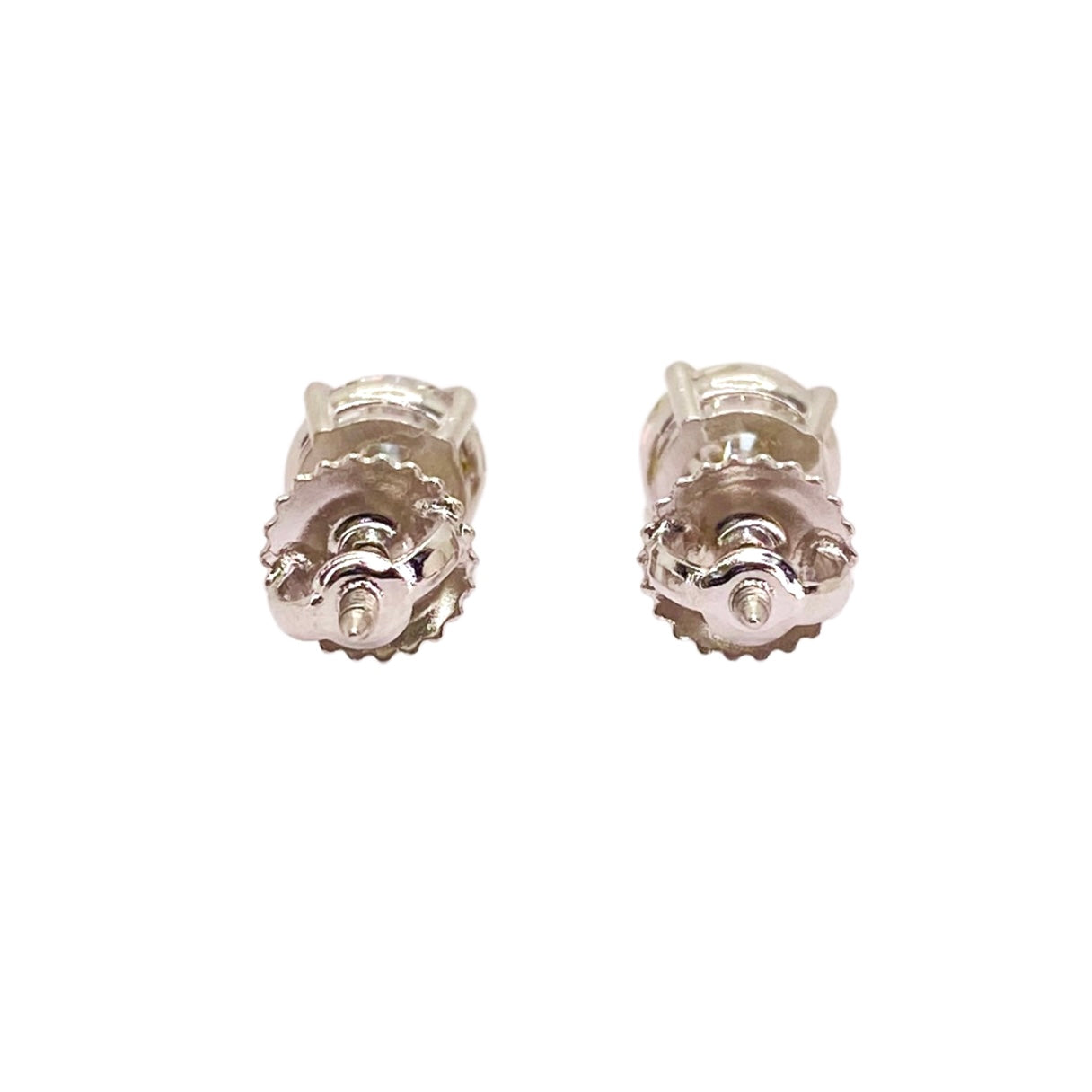 18K White Gold Diamond Stud Earrings